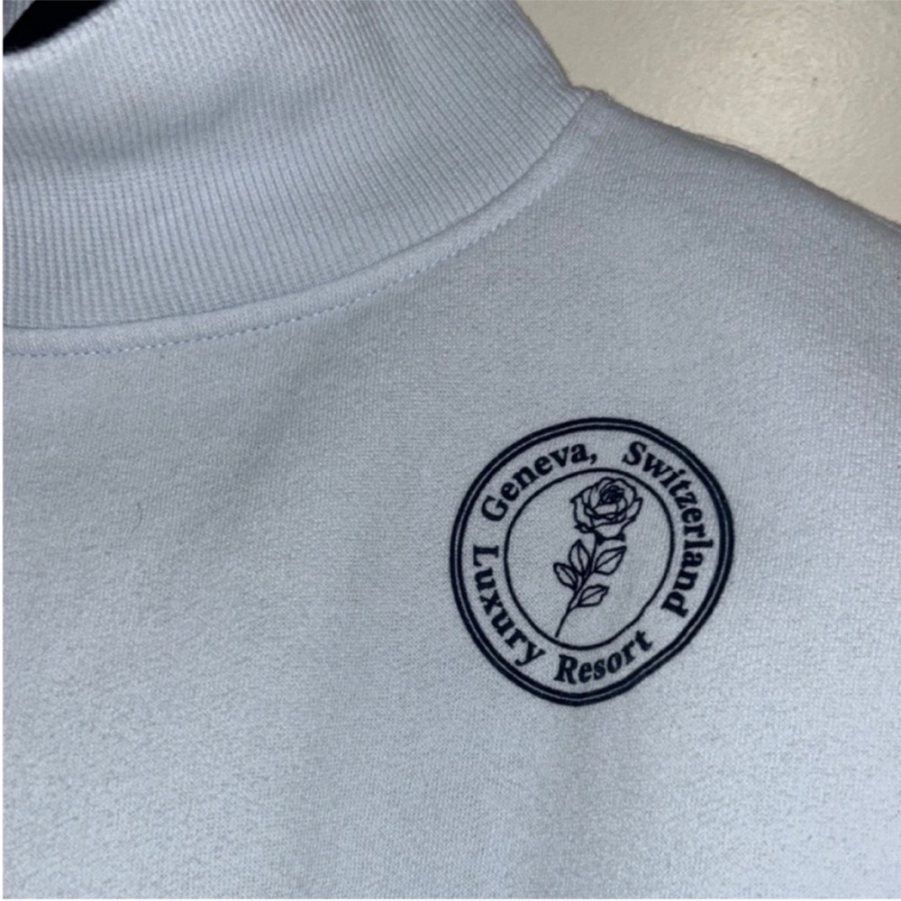 Women's New Ski Light Blue High-Neck Sweatshirt new - Picture 2 of 4